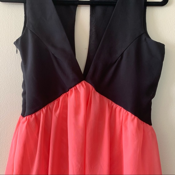 Deep V Pink Party Dress - Picture 2 of 8